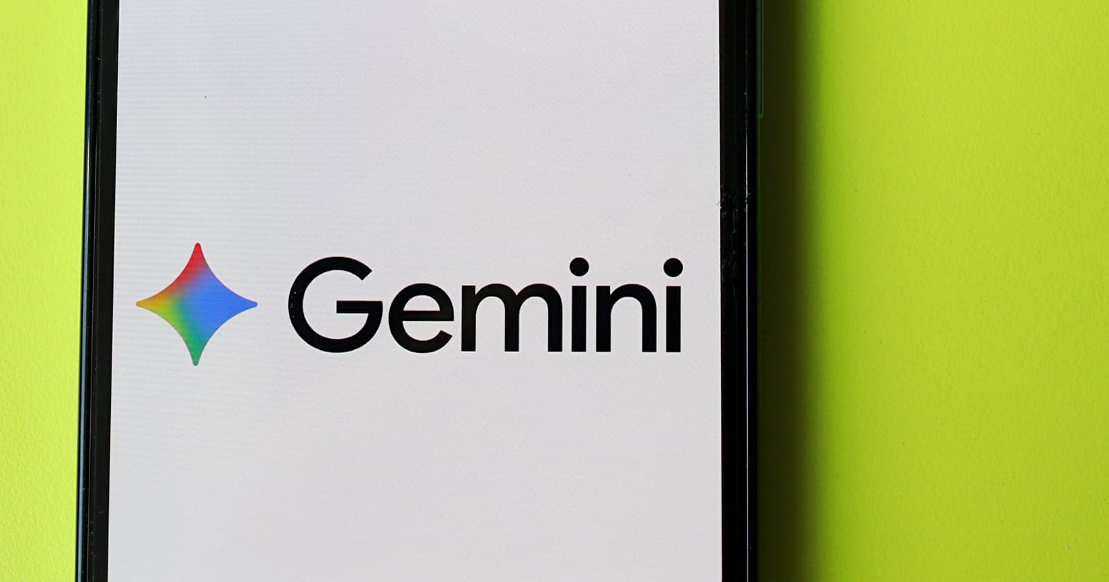 Google Gemini-მ 1 მილიარდ მომხმარებელს გადააჭარბა: მომხმარებელთა 63% ხმოვან ინტერაქციას ირჩევს