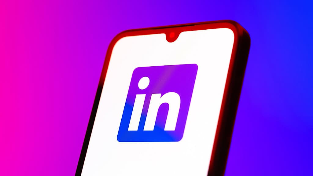 LinkedIn-ის რეკომენდაციები: როგორ გავზარდოთ კონტენტის ხილვადობა AI ძიების შედეგებში