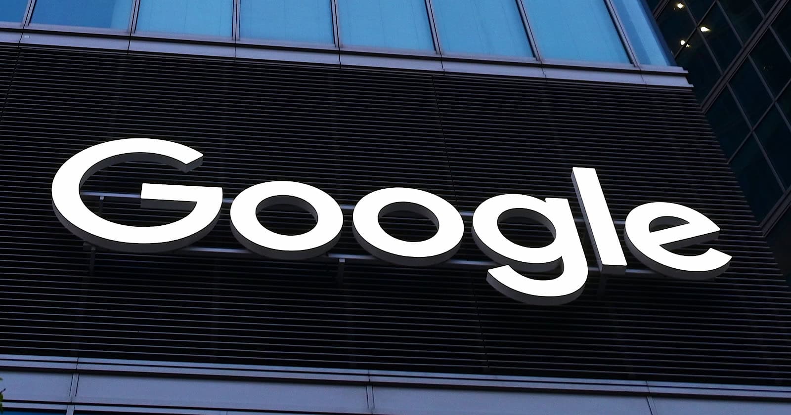 Google-ს სასამართლოში უჩივიან: ხელოვნურმა ინტელექტმა მუსიკოსს ცილი დასწამა
