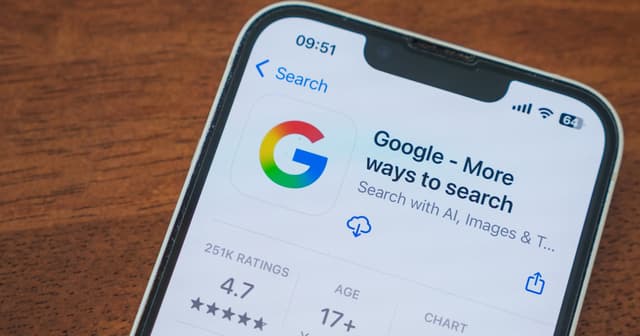 Google: Discover-ის AI რეზიუმეებში ბმულების გათიშვა ექსპერიმენტის ხარვეზი აღმოჩნდა